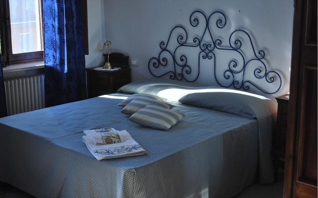Agriturismo Fruttirossi Trofarello Pokój zdjęcie
